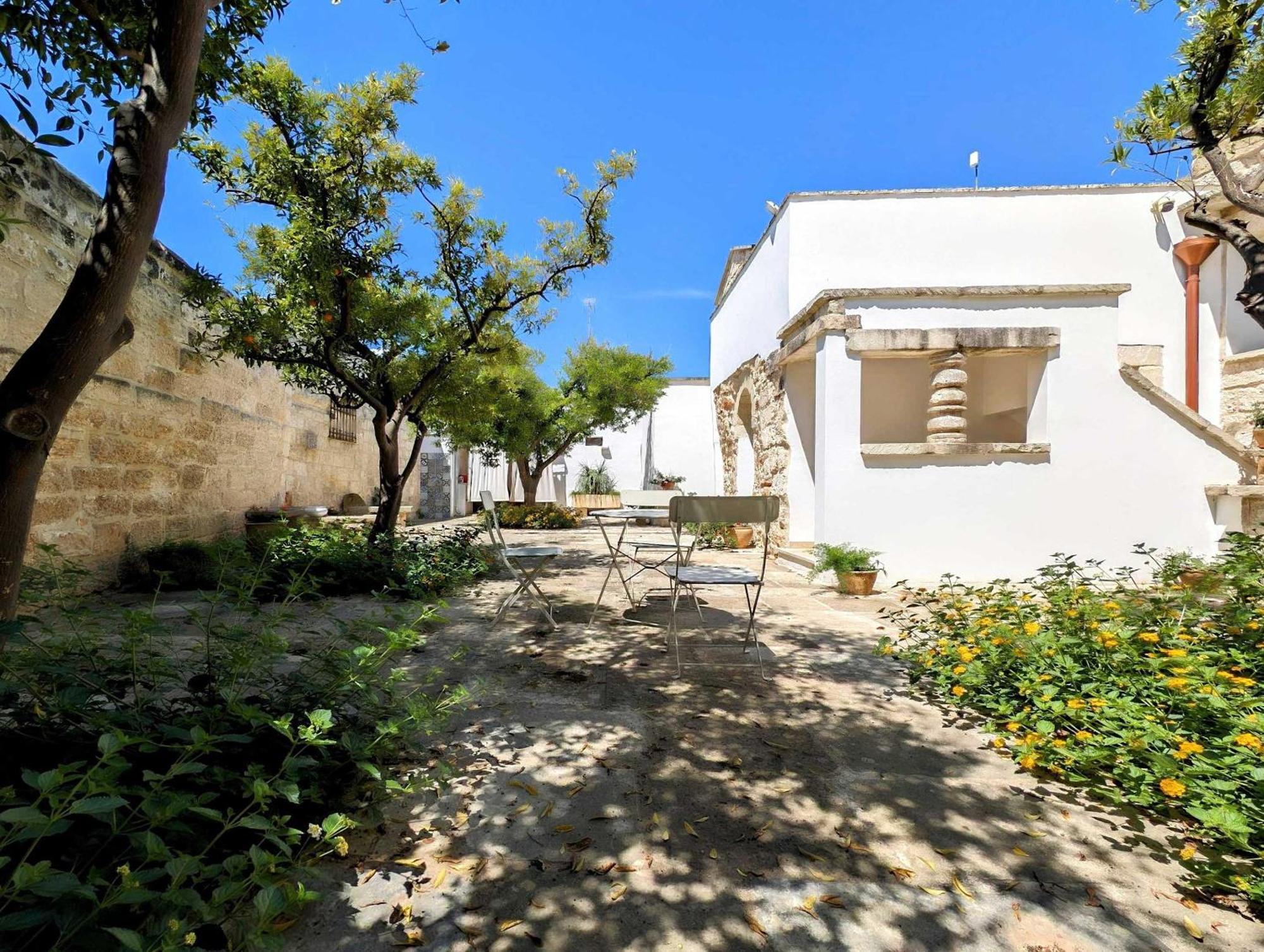 Oikia Vacanze Giuggianello Le Bey Exterior foto