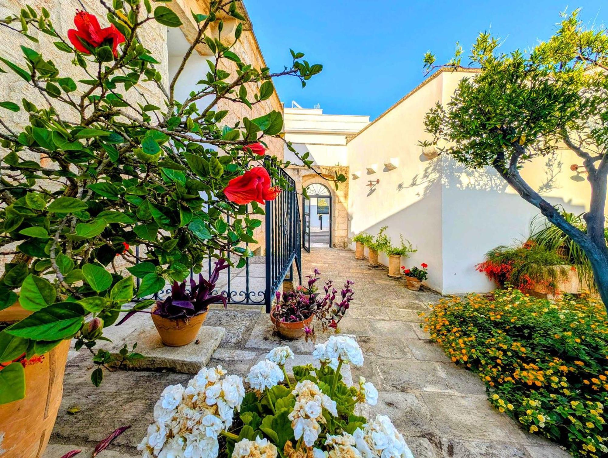 Oikia Vacanze Giuggianello Le Bey Exterior foto